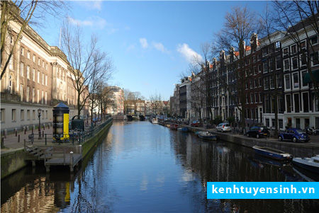 Đại học Van Hall Larenstein